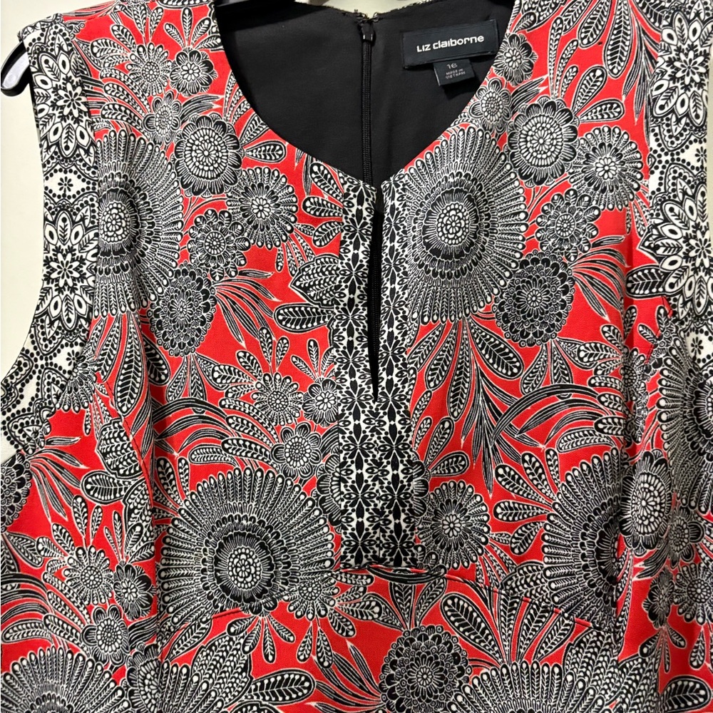 Floral Sleeveless Dress - Red and Gray - Picture 3 of 6